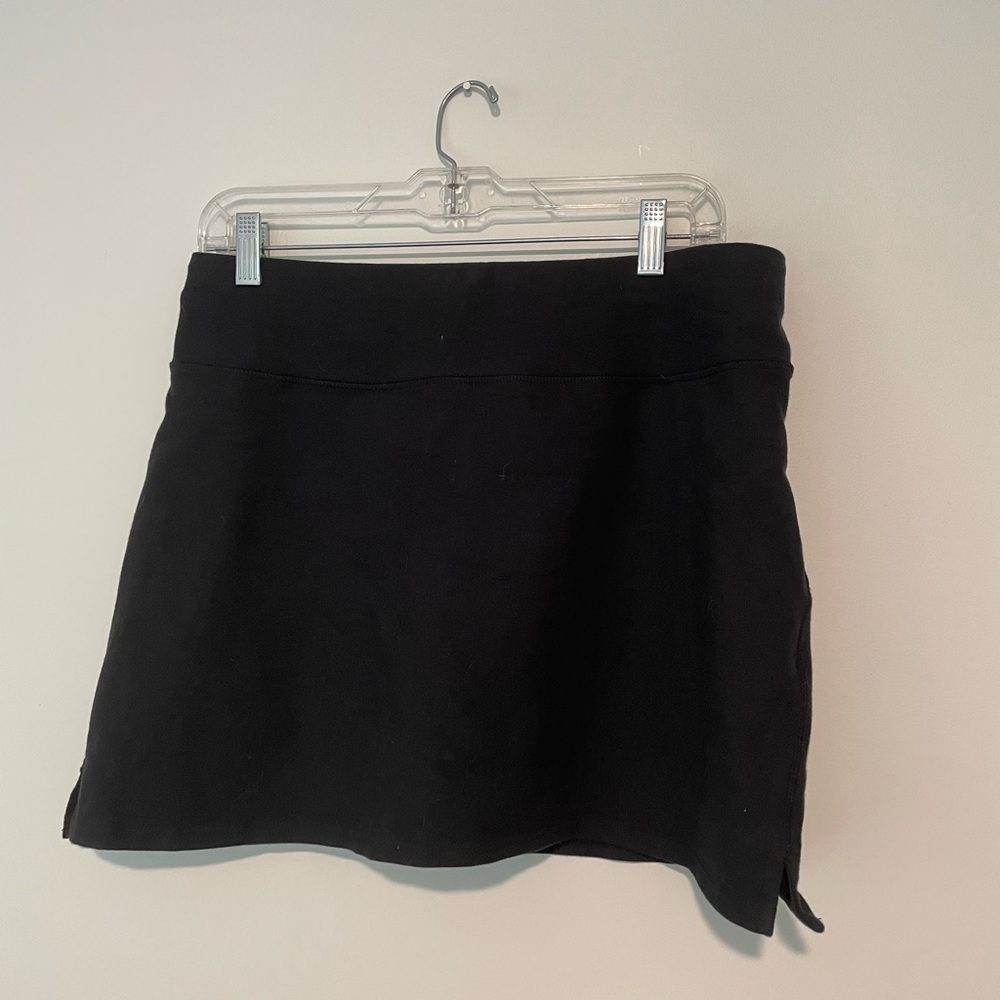 Pact On The Go-To Skort in Black